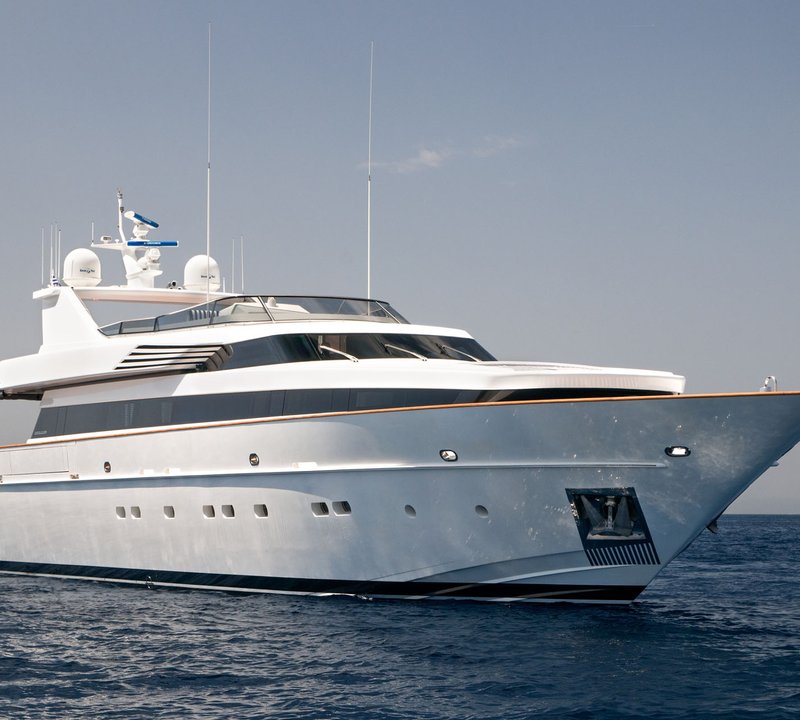 cantieri yacht italia